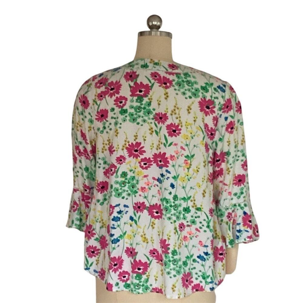 Crown & Ivy Petite Floral Bell Sleeve Blouse V-Neck Multicolor PS - Picture 6 of 8